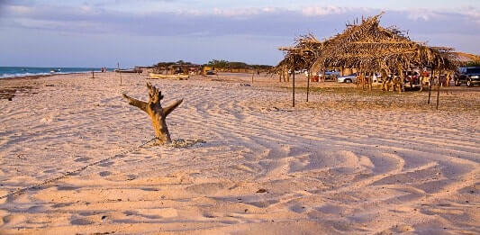 Sumérgete en las playas de Mayapo